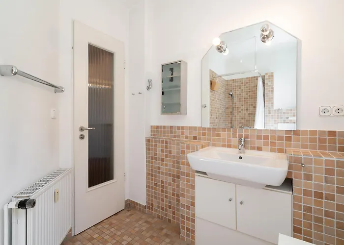 - Landblick Lägenhet Roge